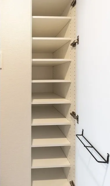 Comforia Liv Itabashi - Interior - ["Shelving", "Shelf", "Closet"]