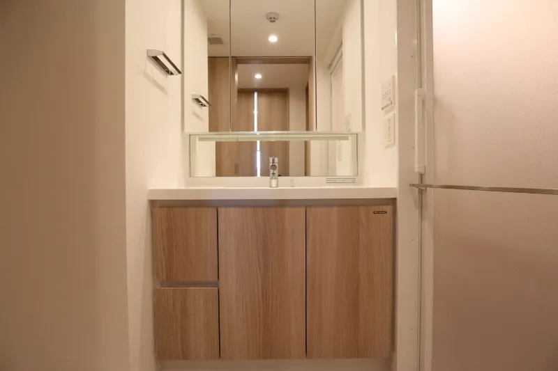 Ipse Yoyogi Uehara Hills - Interior - ["Flooring", "Wood", "Interior design"]