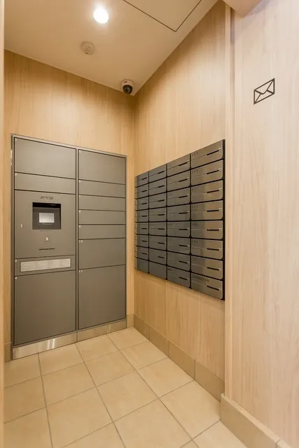 Plage Liu Oshiage - Exterior - ["Building", "Cabinetry", "Fixture"]