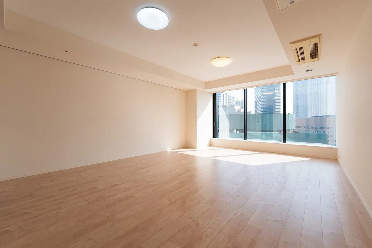 Central Park Tower La Tour Shinjuku - Interior - ["Window", "Building", "Wood"]