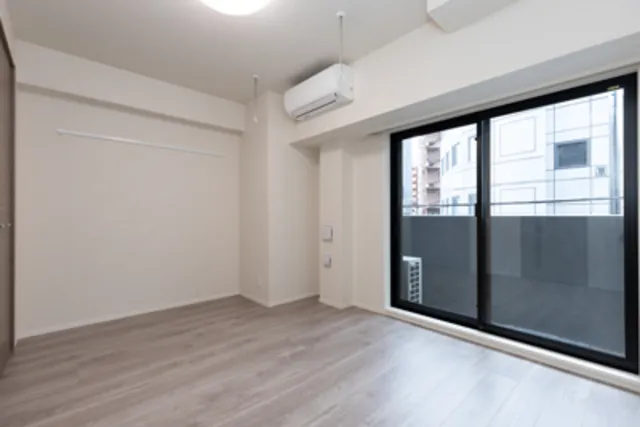 SG Court Otsuka Station - Interior - ["Apartment", "Flooring", "Floor"]