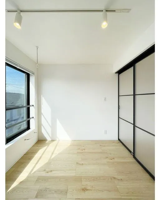Grand Paseo Yoyogi Uehara - Interior - ["Wall", "Flooring", "Ceiling"]