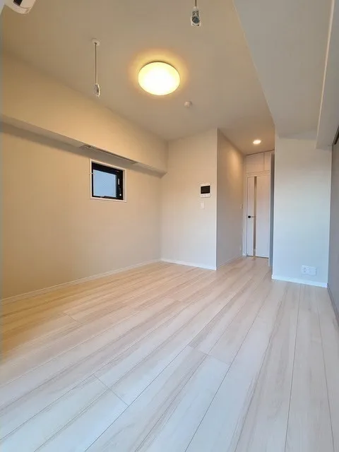 Comforia Higashioi I - Interior - ["Property", "Building", "Window"]