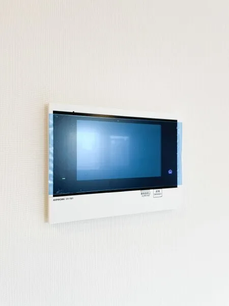 Brillia Ist Asakusa - Interior - ["Electronic device", "Display device", "Technology"]