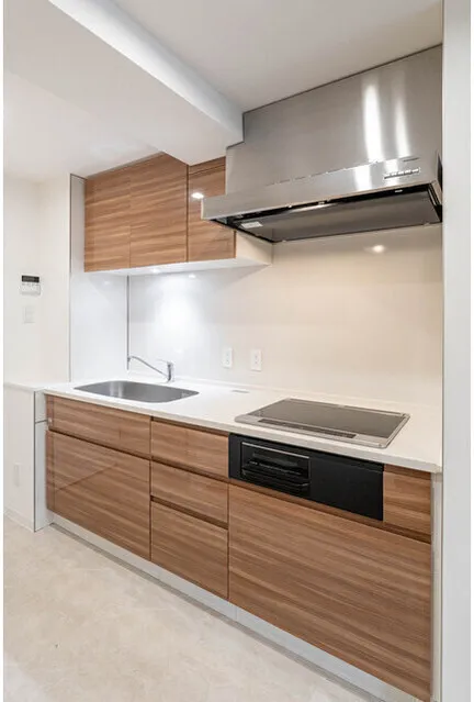 LUMIEC BUNKYO SENGOKU - Interior - ["Kitchen", "Countertop", "Cabinetry"]