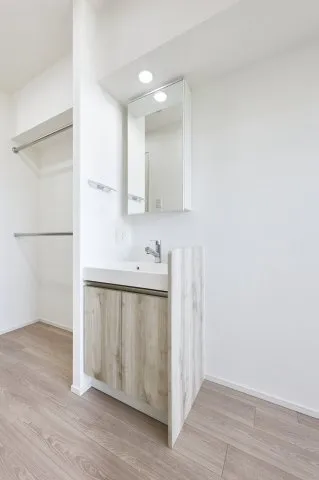 TOMORE Shinagawa Nakanobu  [Social Housing] - Interior - ["Flooring", "Wood", "Floor"]