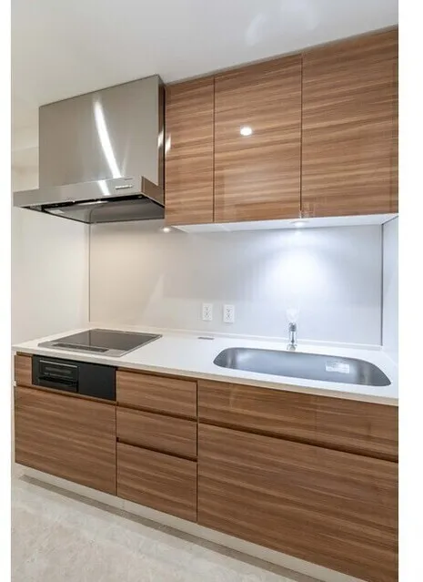 LUMIEC BUNKYO SENGOKU - Interior - ["Kitchen", "Countertop", "Cabinetry"]