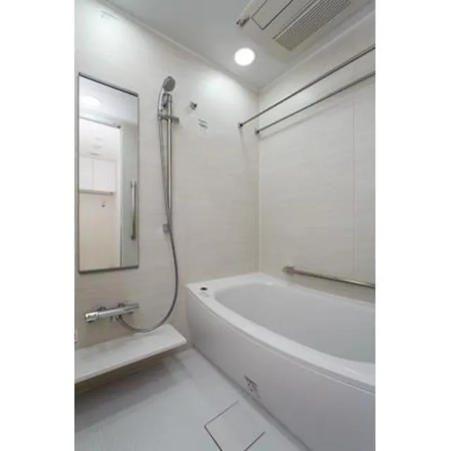 Lafonte Azabujuban - Interior - ["Bathroom", "Property", "Room"]