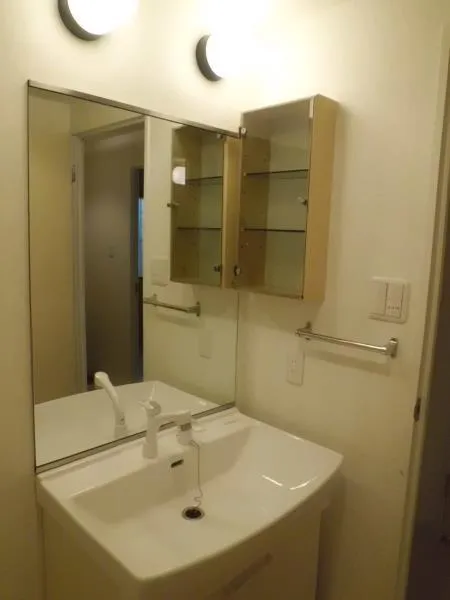 Clair Veil Himonya - Interior - ["Bathroom", "Room", "Property"]