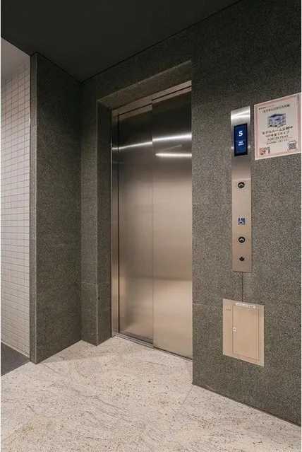 BPR Residence Oshima - Other - ["Elevator", "Glass", "Silver"]