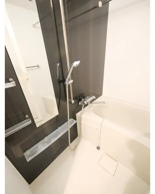 Comforia Kamata - Interior - ["Plumbing fixture", "Flooring", "Floor"]