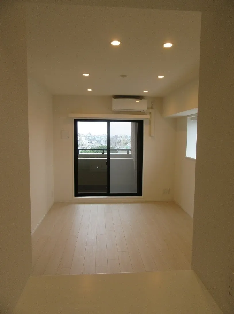 Due Nerima - Interior - ["Wall", "Ceiling", "Flooring"]