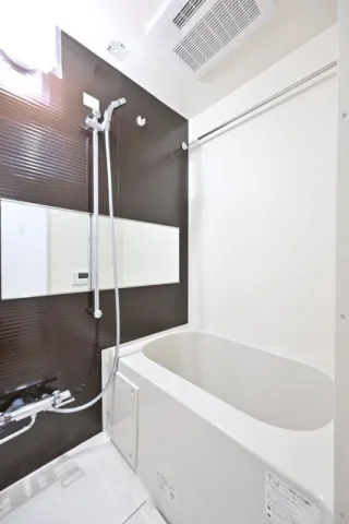 Ruygo Oshiage - Interior - ["Flooring", "Plumbing fixture", "Floor"]