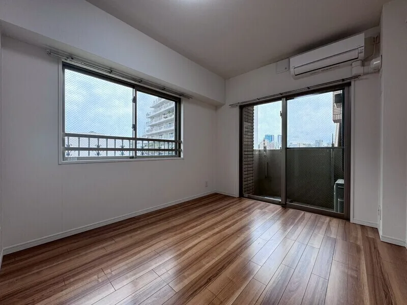 La Santé Hiroo - Interior - ["Flooring", "Wood", "Floor"]