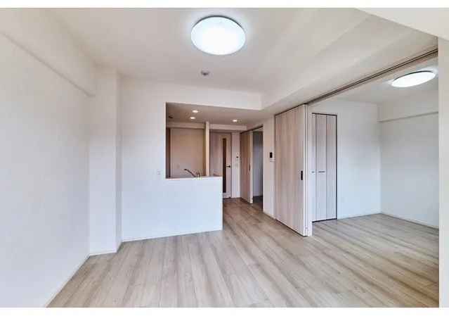 Due Oku - Interior - ["Apartment", "Floor", "Flooring"]