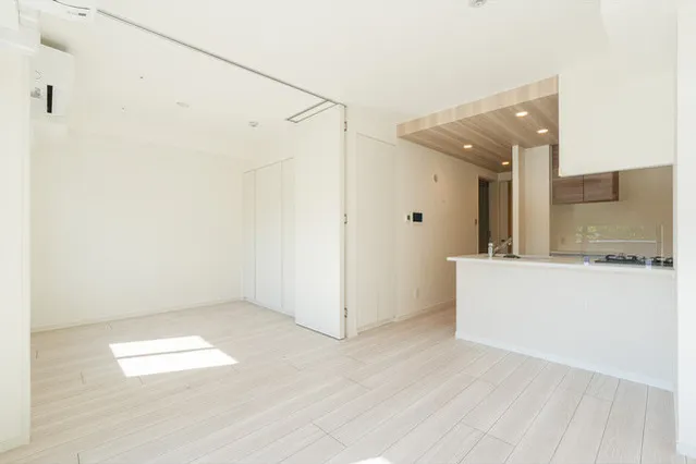 Comforia Liv Bunkyo Gokokuji - Interior - ["Flooring", "Floor", "Ceiling"]