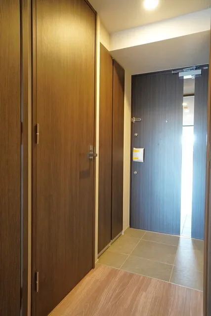 Brillia Ist Ueno Inaricho - Interior - ["Wood", "Flooring", "Floor"]