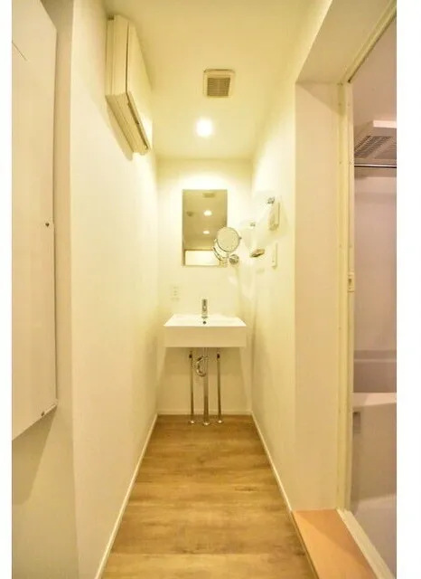 Frontier Comfort Itabashi Tokiwadai - Interior - ["Wall", "Flooring", "Floor"]