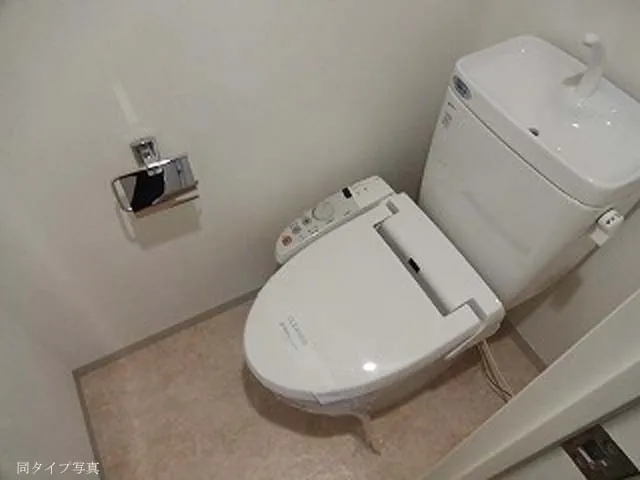 Comforia Oshiage - Interior - ["Plumbing fixture", "Toilet seat", "Plumbing"]