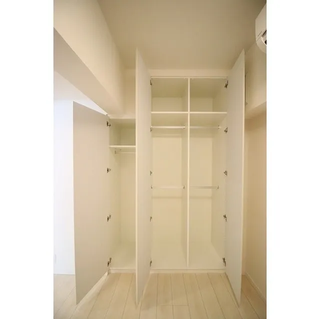 Comforia Fudomae - Interior - ["Property", "Room", "Ceiling"]
