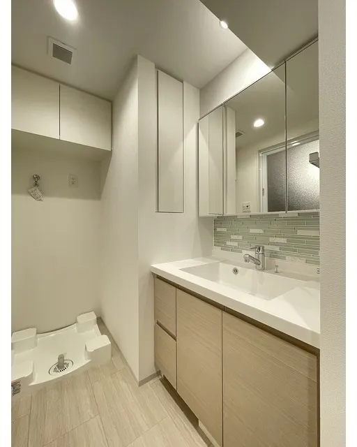 Stylio Kamata West - Interior - ["Flooring", "Floor", "Interior design"]