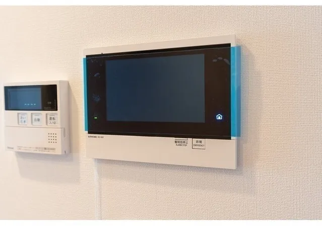 Comforia Takenotsuka East - Interior - ["Electronic device", "Electronics", "Display device"]