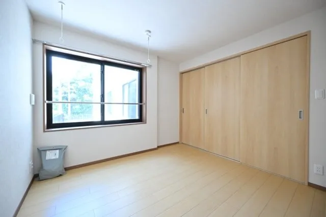 CENTRAL GARDEN RESIDENCE TOKYO - Interior - ["Flooring", "Wood", "Floor"]