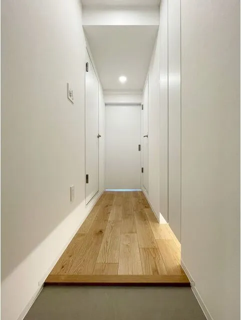 Grand Paseo Yoyogi Uehara - Interior - ["Flooring", "Floor", "Wall"]