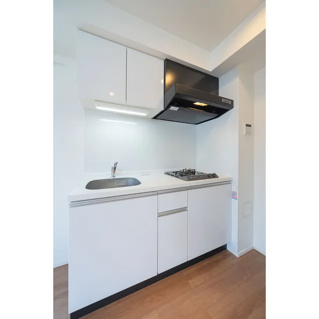 NOZOMIO Premier Sangenjaya - Interior - ["Cabinetry", "Countertop", "Tap"]
