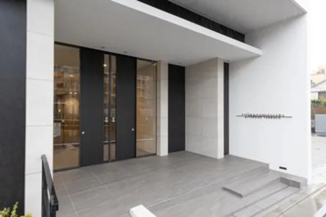 Livio Kitashinagawa Riverside Terrace - Exterior - ["Fixture", "Wood", "Automotive exterior"]