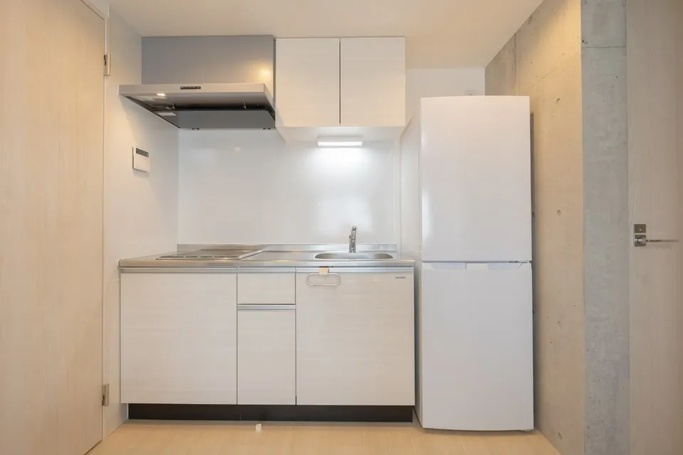 Hmlet Shinjuku Kawadacho - Interior - ["Wall", "Kitchen", "Interior design"]