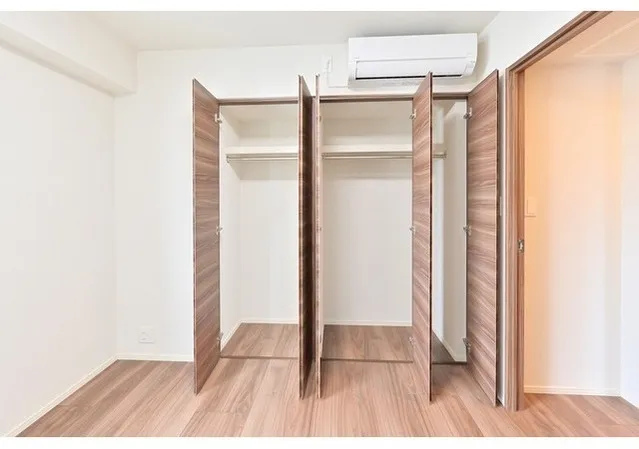 Comfortia Liv Komagome Nishigahara - Interior - ["Flooring", "Wood flooring", "Wood"]