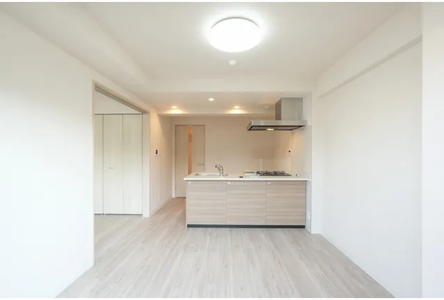 HF Oshiage Residence - Interior - ["Apartment", "Floor", "Wood flooring"]