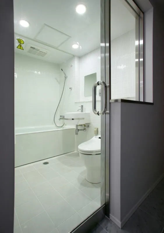 Castalia Azabujuban Shichimensaka - Interior - ["Bathroom", "Plumbing fixture", "Toilet seat"]