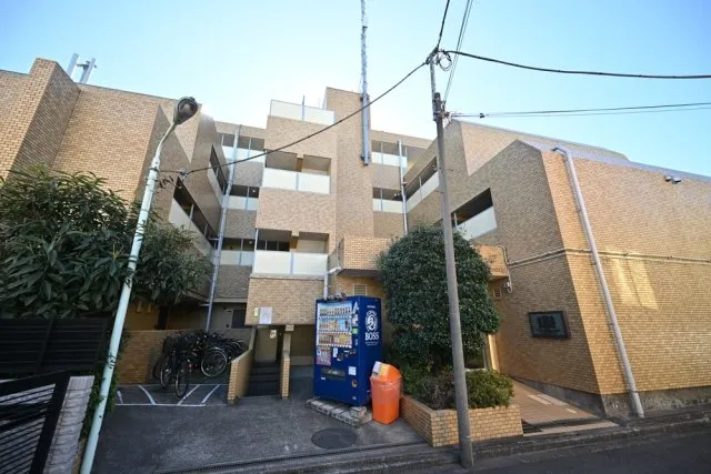 Lions Mansion Shiinamachi - Exterior - ["Urban design", "Composite material", "Engineering"]