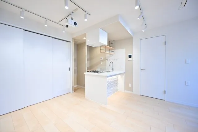 Grand Maison Meguro - Interior - ["Flooring", "Floor", "Ceiling"]