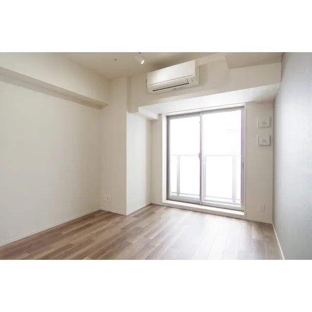 The Park Habio Ueno - Interior - ["Building", "Window", "Fixture"]
