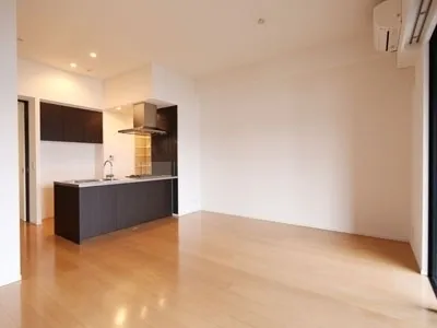 MEW - Interior - ["Flooring", "Floor", "Wood flooring"]