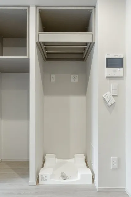 Maison Calm Nihonbashi Bakurocho - Interior - ["Furniture", "Shelving", "Cabinetry"]