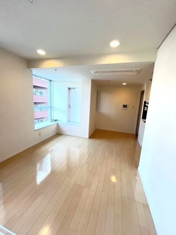 Residia Tower Azabujuban - Interior - ["Flooring", "Wood", "Floor"]