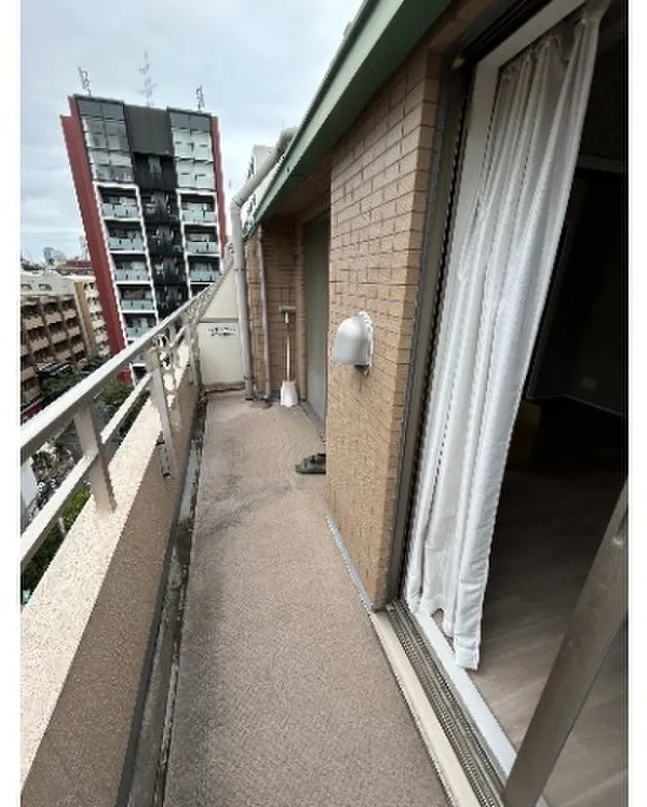 Effina Minami-Azabu