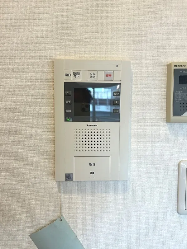NST BuildingⅢ - Interior - ["Electronic device", "Technology", "Home Security"]