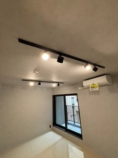 EXAM AKASAKA - Interior - ["Ceiling", "Light fixture", "Lighting"]