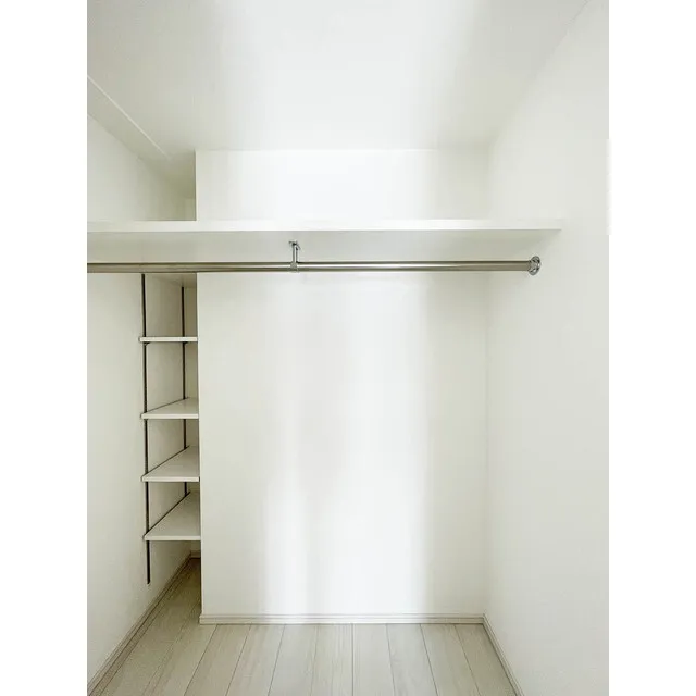 Primal Nihonbashi Bakurocho - Interior - ["Cabinetry", "Shelving", "Shelf"]