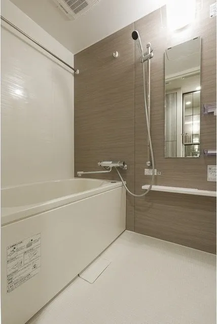 Lien Gotenyama - Interior - ["Building", "Tap", "Sink"]