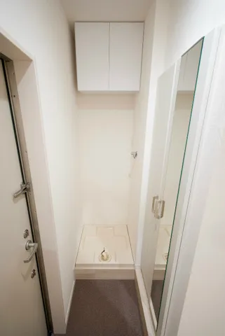 Dear Court Hatagaya - Interior - ["Wood", "Flooring", "Floor"]