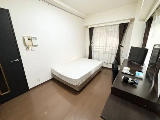 Dolce Ginza Higashiichibankan - Interior - ["Floor", "Interior design", "Furniture"]
