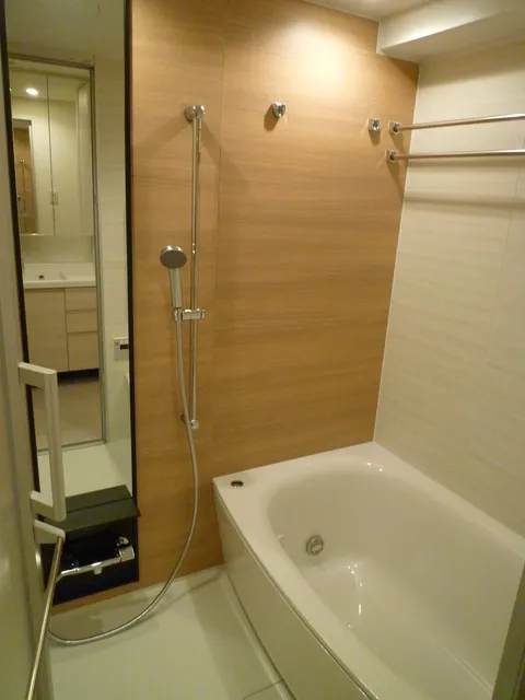 Park Habio Shibuya Honmachi Residence - Interior - ["Bathtub", "Plumbing fixture", "Shower head"]