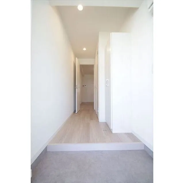 White Tooth Terrace - Interior - ["Building", "Fixture", "Hall"]