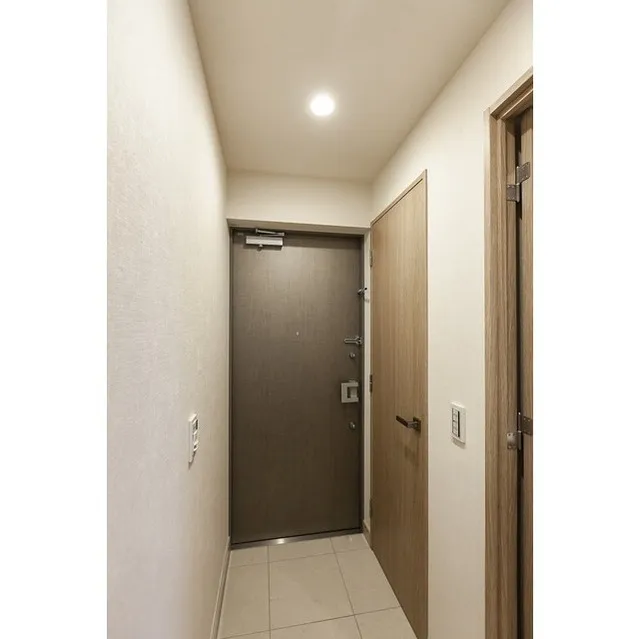 Doue Tsukishima II - Interior - ["Flooring", "Wood", "Floor"]